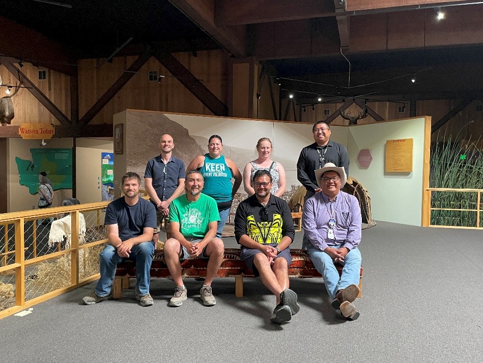 Ngāi Tahu whanau, Yakama Nation members, and researchers at the Yakama Nation Cultural Centre. Photo by Hokonui Rūnanga