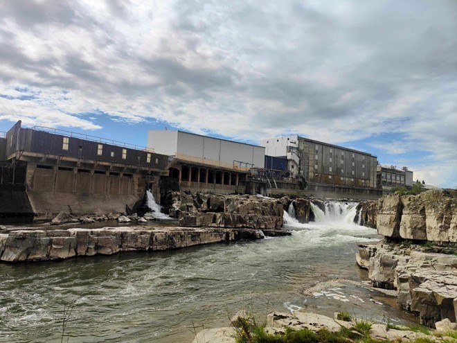 Mataura Falls and Mataura Freezing Works.